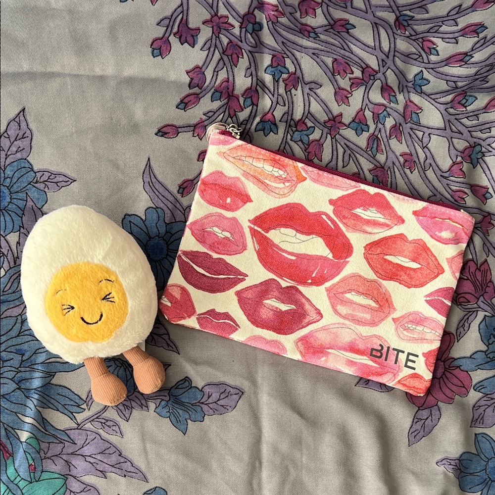Jellycat egg and Bite make up Pouch